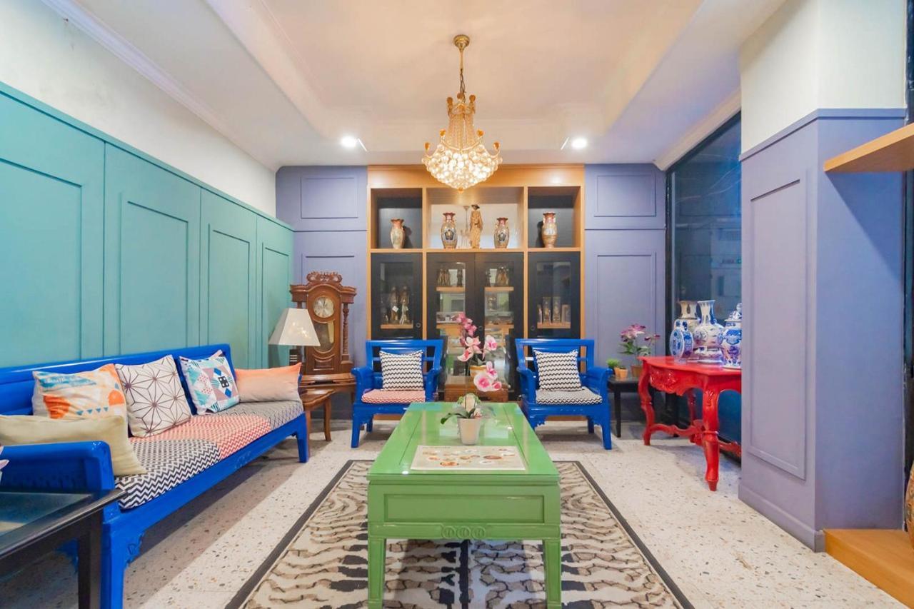 Cihampelas Hotel 2 Mitra Reddoorz باندونج المظهر الخارجي الصورة
